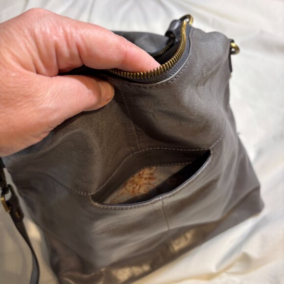 Hobo Liberty Convertible Bucket Bag in Graphite - Picture 7 of 7